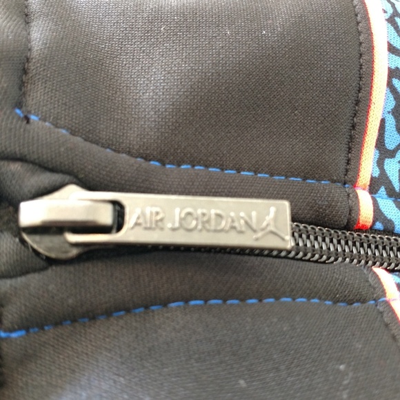 NWT Nike Therma Fit Air Jordan Boys Jacket - Picture 4 of 8